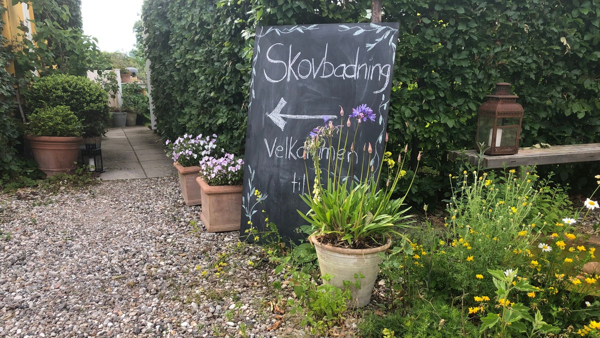 Skovbadning i de grønne enge