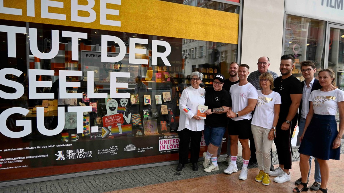 Kampagne "Liebe tut der Seele gut": Kooperation mit CSD und Dussmann