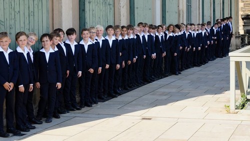 Kreuzchor kommt