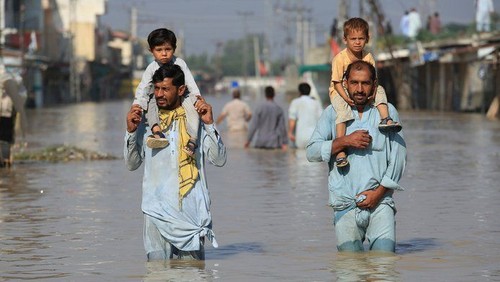 Pakistan helfen