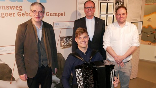 Ausstellung eröffnet