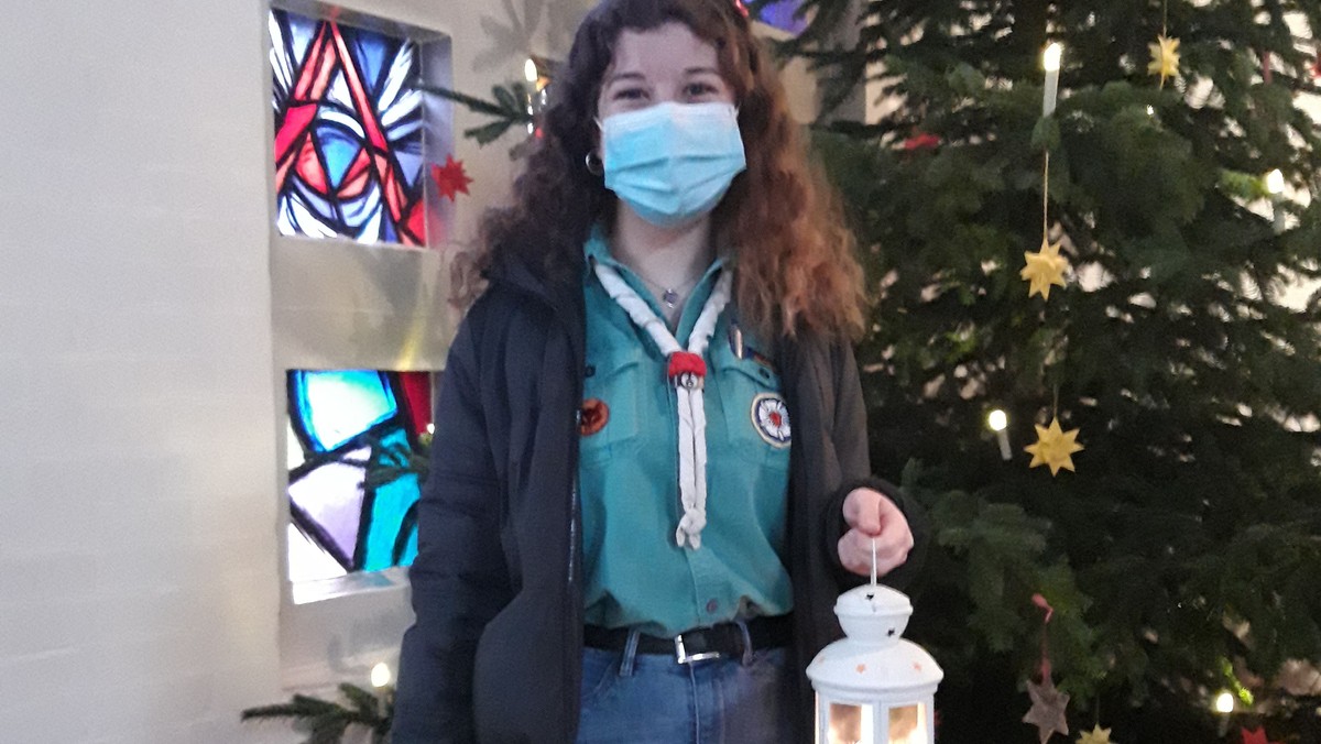 Friedenslichtgottesdienst am 4. Advent mit den Pfadfinder*innen