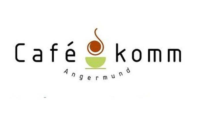 Das Logo zeigt den Namen eines Cafés mit einer Tasse und Dampf.