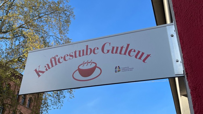 Schild der Kaffeestube Guttleut in Frankfurt
