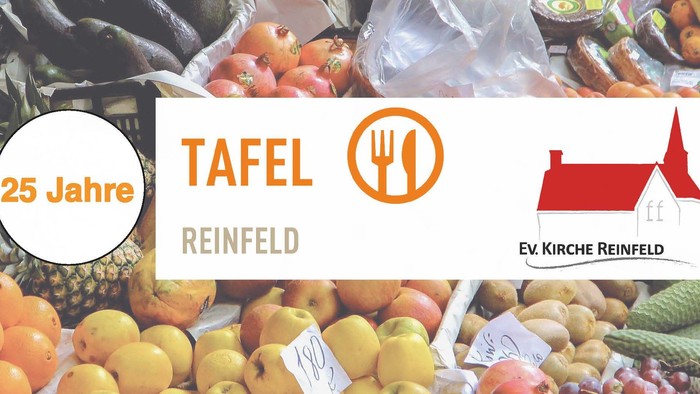Feierliche Veranstaltung von Tafel Reinfeld mit frischem Obst und Gemüse
