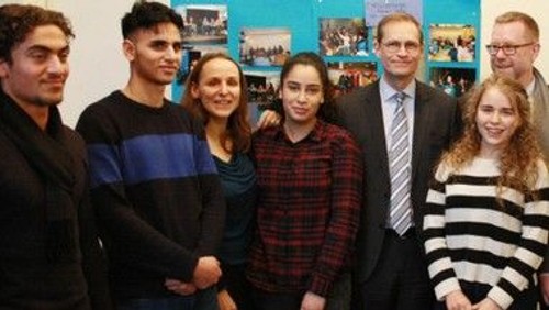 „Und was geht mich das an?“ – Interkulturelles Modellprojekt für Jugendliche startet