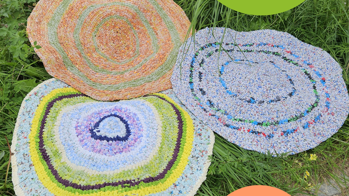 Ved koncerthøjderet holdes 4-6 mærker på strikkebånden