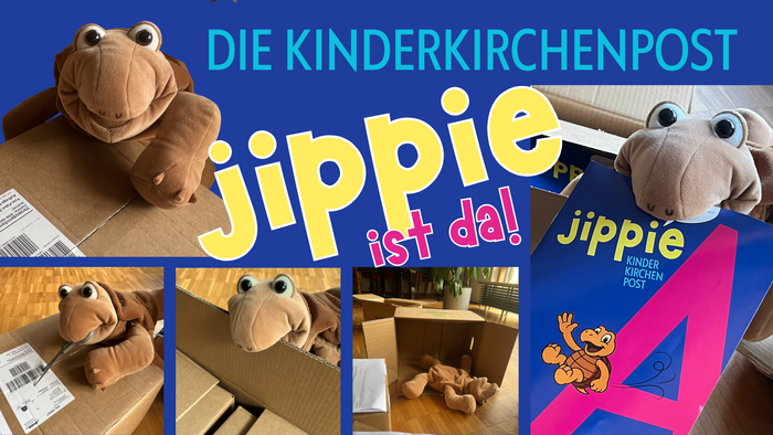 eine Collage die eine Schildkröten-Handpuppe (unsere Chili) zeigt, wie sie die Kartons mit der ersten Ausgabe des Kinderkirchenpost auspackt.