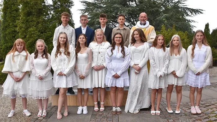 Græsted Kirke. Konfirmander fra Alme skole forår 2025.
