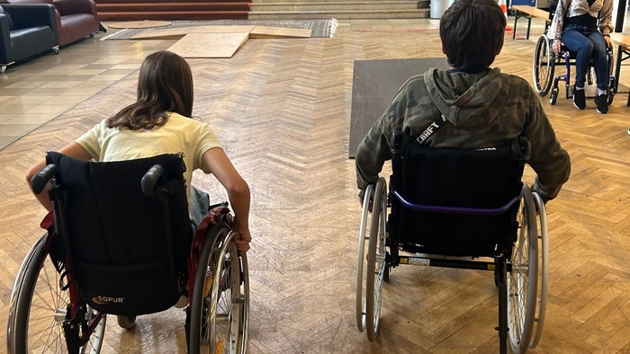 Rollstühle mit Wippe