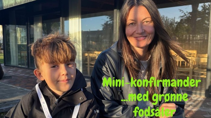 Portræt af Villads Jensen, en af årets minikonfirmander i Valby Søndre Sogn samt hans mor, Tilde Jensen.