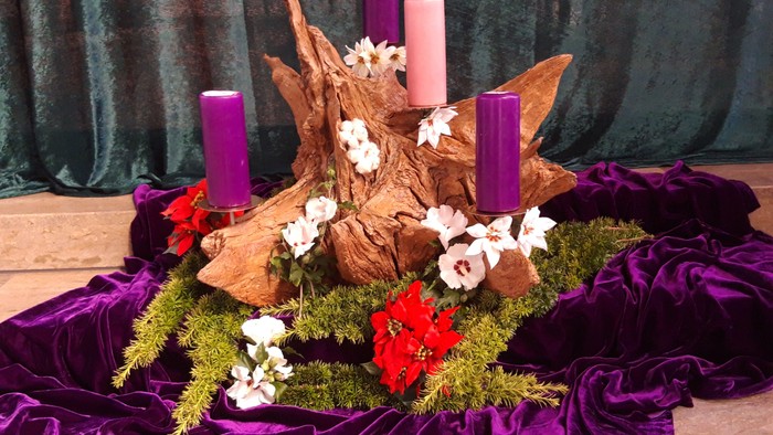 Adventsgesteck Kirche