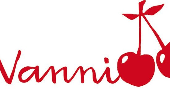 Rotes Logo mit stilisierter Schrift „Nanni“ und einer Kirschen-Illustration.