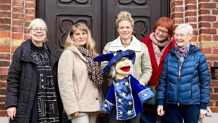 Über 300o Euro an Spenden konnten die Ev. Kirchengemeinde Bottrop und All Woman nach dem 19. Benefizkonzert im Dezember 2025 an den Wunschzauberer e.V: überreichen.