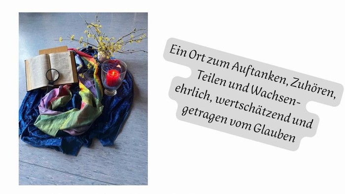 Tuch mit Bibel, Pflanze, Kerze - Frauenkreis