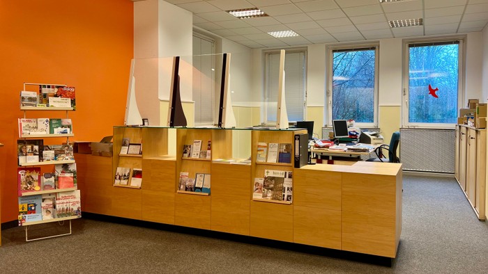 Blick auf sie Teke des Gemeindebüros in Richtung Süden.