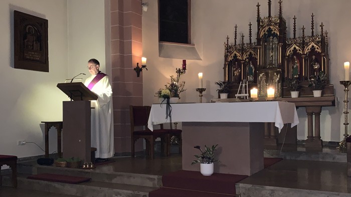Frühschicht in der Kirche