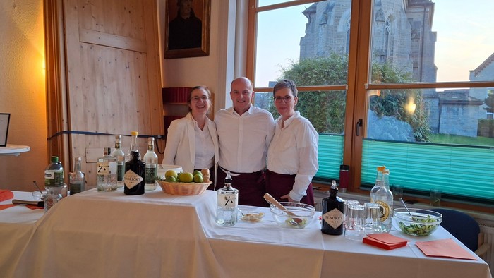 Das Gin-Cocktail-Team