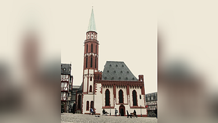 Bick auf die Alte Nikolaikirche am Römerberg