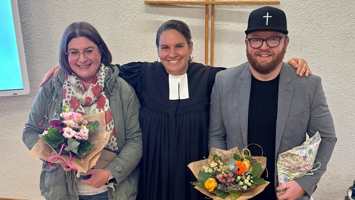 Verabschiedung Presbyterin Svenja Overhoff und Presbyter Timo Runkel mit Pfarrerin Natalie Wilcke