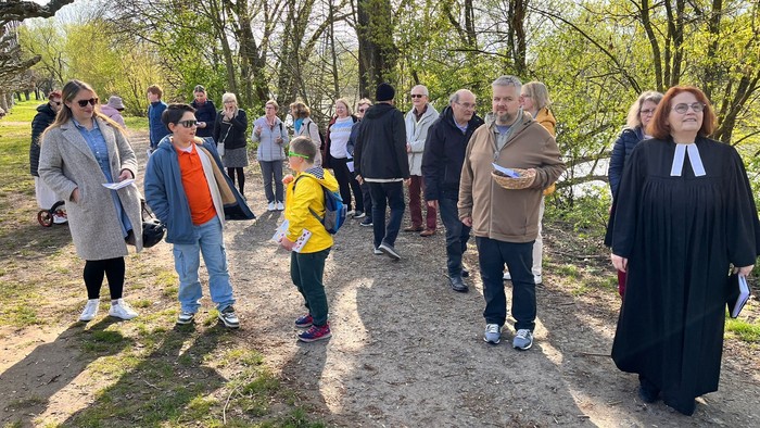 Gemeinde am Mainufer