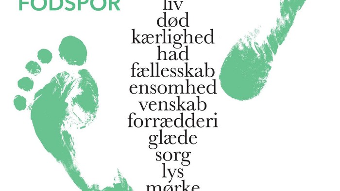 Grønne fodspor symboliserer påsketemaer med ord som liv, kærlighed, sorg og lys på dansk.
