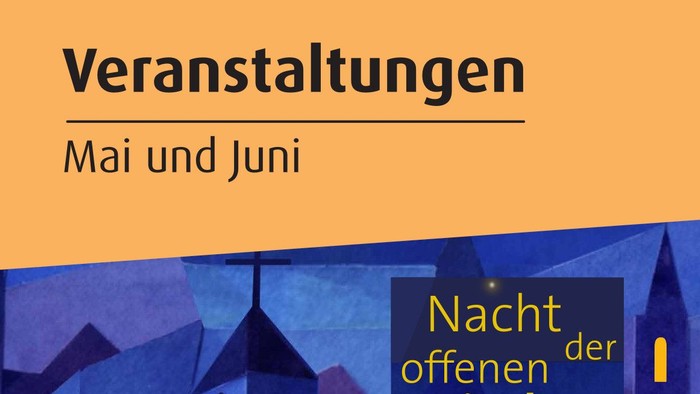 Die Vorderseite des Veranstaltungsflyers für Mai und Juni 2026 mit einer Bildcollage aus bunten Regenschirmen und gezeichneten Kirchen. 