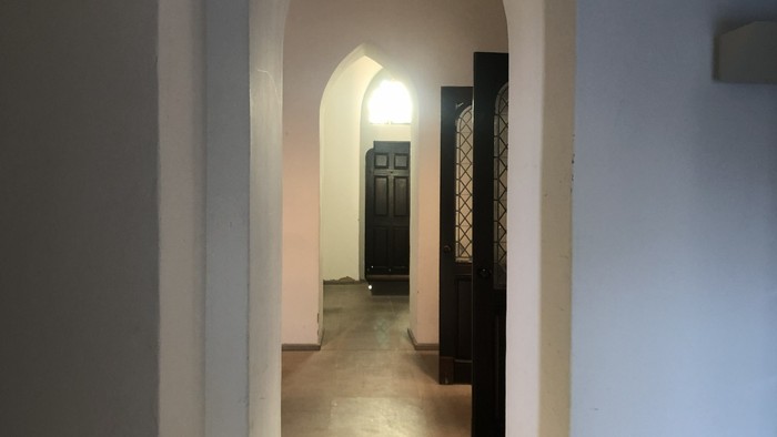 Durchgang in der Kirche in Bommern