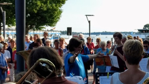 OFFENES SINGEN FÜR ALLE - AM TEGELER SEE