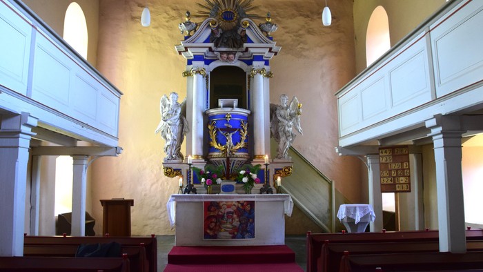 Barocker Kanzelaltar in der Dorfkirche Rohrbeck.