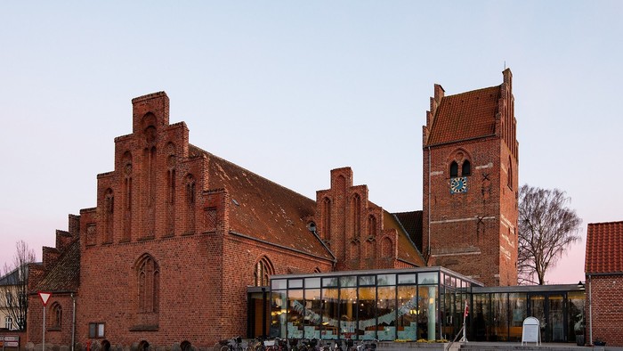 Haslev Kirke i vinterhalvåret