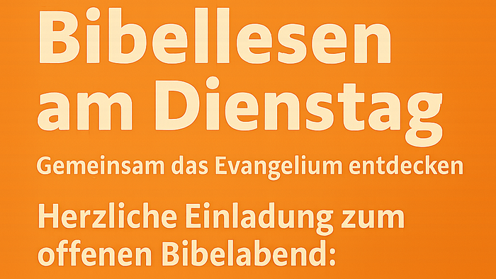 Einladungsflyer für eine deutsche Bibelstudiengruppe, die dienstags stattfindet, um das Evangelium des kommenden Sonntags zu erkunden.