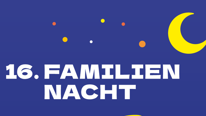 Werbe-Grafik für die 16. Familiennacht mit Sternen und einer Mondsichel.