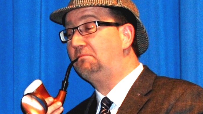 Pfarrer Marco Beuermann als Sherlock Holmes