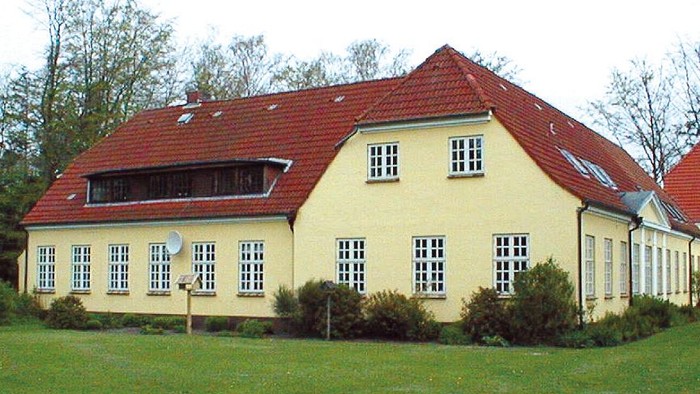 Valsbølhus set fra haven