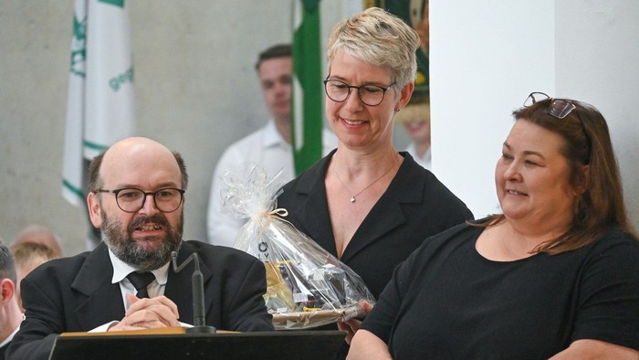 Die Gratulanten der ev. Kirchengemeinde Ingo Göldner, Tanja Krömer und Antje Rößler.