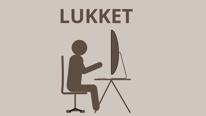 Person sidder ved computer.