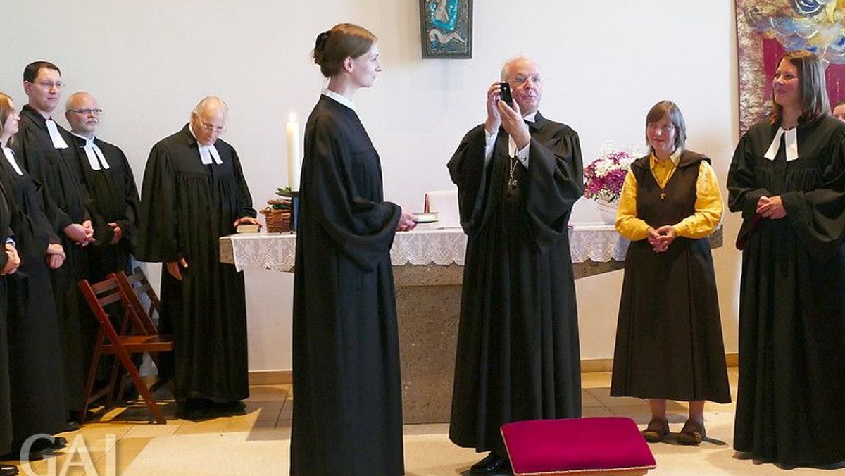 Karolin Eckstein grüßt aus Ostrhauderfehn