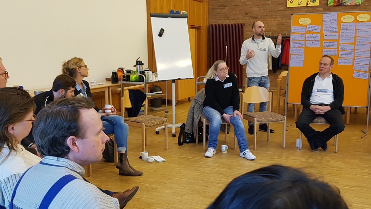Workshop mit Langzeitarbeitslosen zum "wählen gehen"
