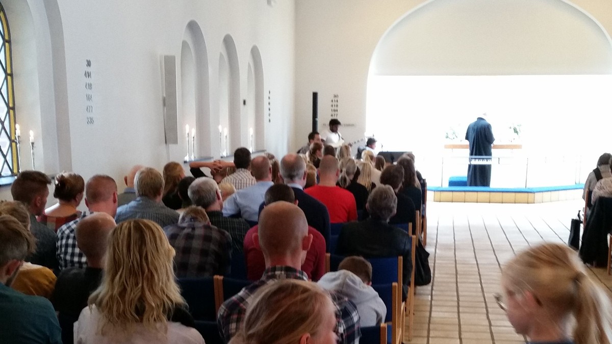 Mini-gudstjeneste sendes live hver søndag i denne tid