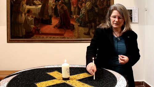 Verbunden bleiben - Pfarrerin Ahrens-Cornely übers Beten