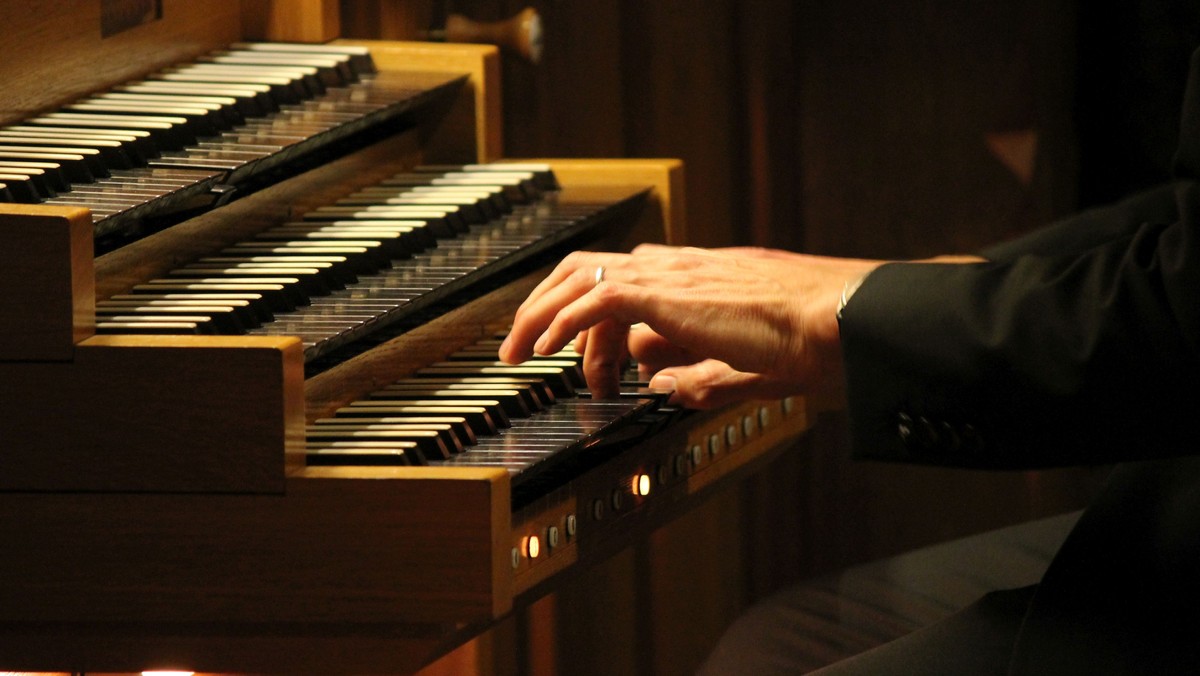Kirchenmusiker*innen in Reinickendorf spielen für Sie: Hören Sie hier rein!