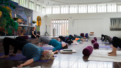 KirkeYoga med Hanna