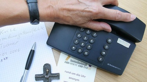 Verbunden bleiben - (Digitale) Seelsorge und Beratung