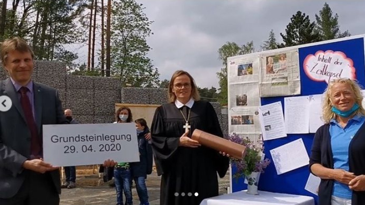 Hoffnungszeichen I: Grundsteinlegung Hirschluch