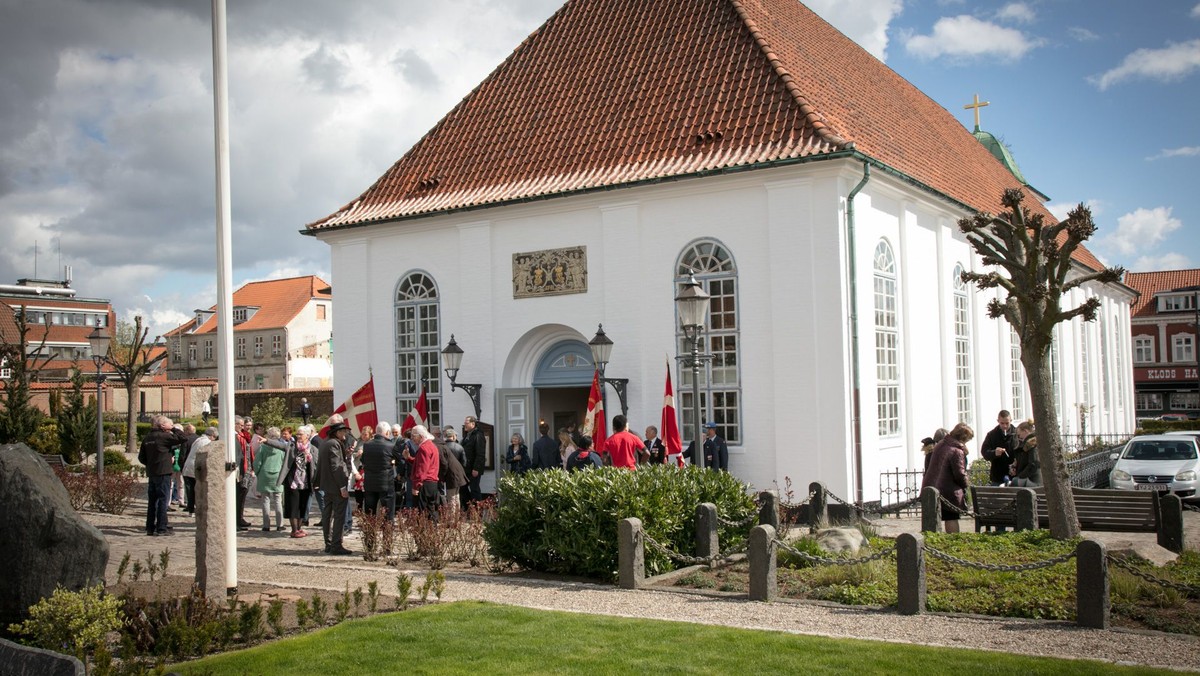 Kirken åbner igen med to gudstjenester hver søndag