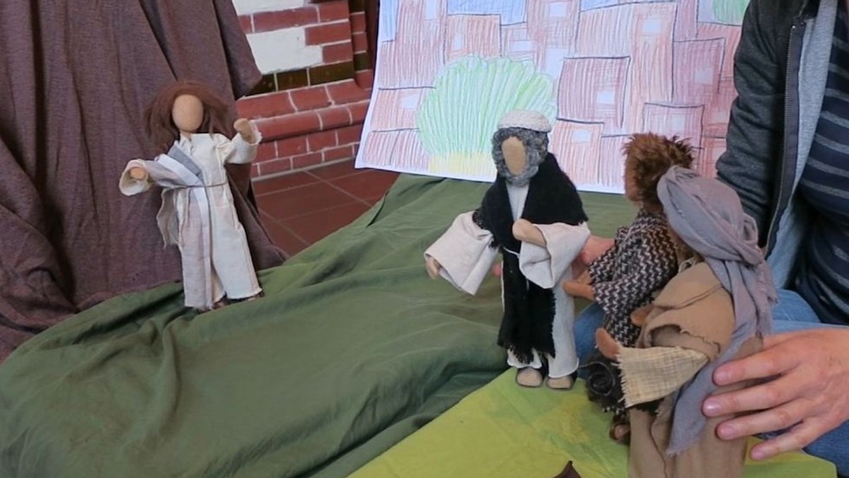 Juhu, schau zu - und drin bist Du! Unser fünfter Kindergottesdienst im Video mit Gebärden.