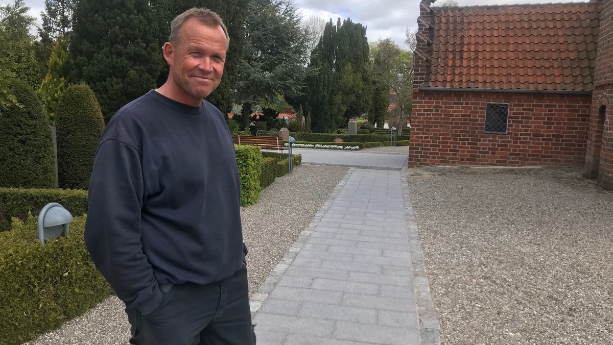 På arbejde med graveren Ole