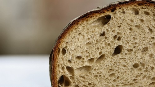 Brotgesichter und andere schöne Dinge