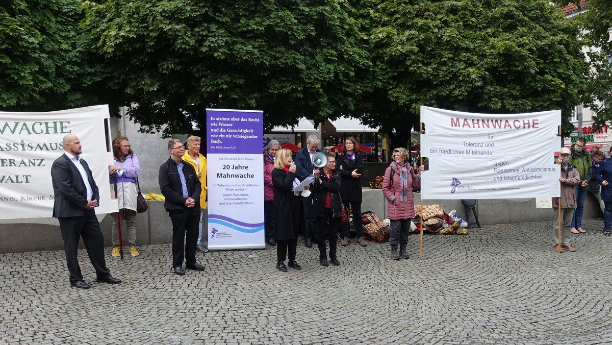 20 Jahre Mahnwache – (k)ein Grund zum Feiern